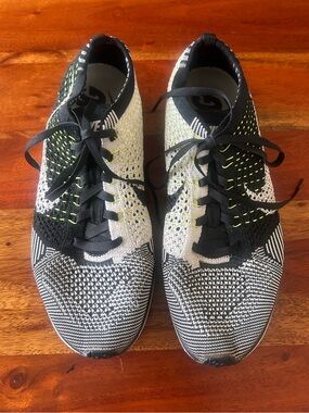 Nike Men’s Flyknit Racer Athletic Shoes